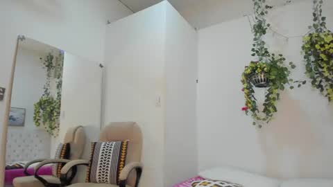 juana_naranjo online show from August 7, 7:41 am