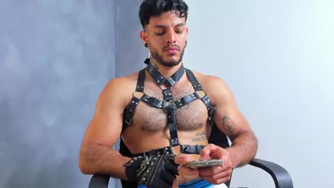 JuanBlade online show from August 4, 3:31 pm