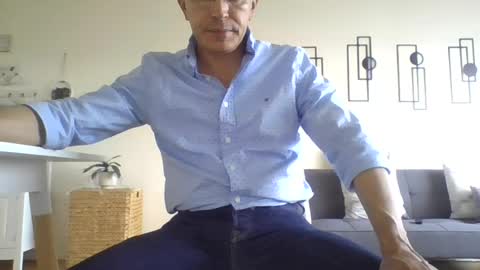 juanearth1 online show from August 11, 10:23 pm