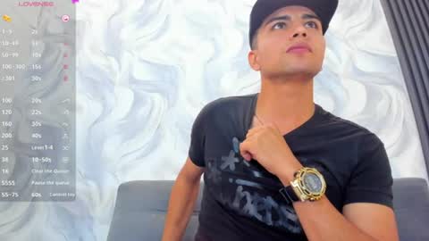 JUAN GABRIEL online show from August 12, 3:03 pm