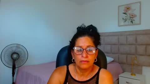 Juanita online show from August 9, 5:14 pm