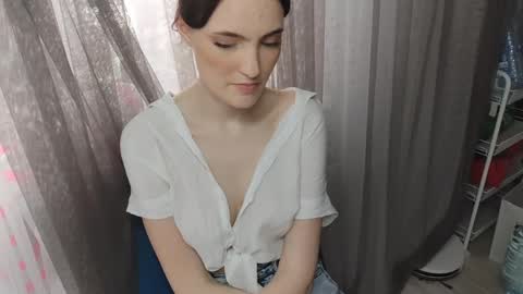 Veronika online show from June 5, 11:59 am