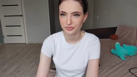 Veronika online show from June 18, 9:09 am
