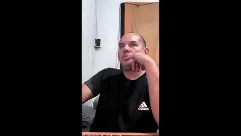 Juan Manue online show from April 26, 2:51 am