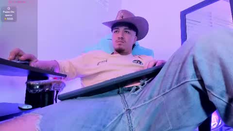 JUAN  online show from August 16, 6:28 am