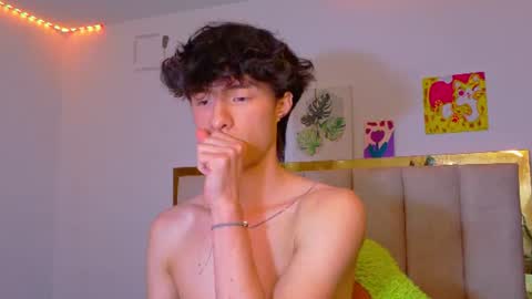 juanmres online show from July 19, 12:12 am