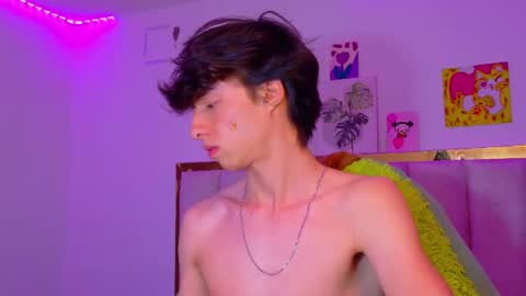 juanmres online show from July 26, 12:48 am