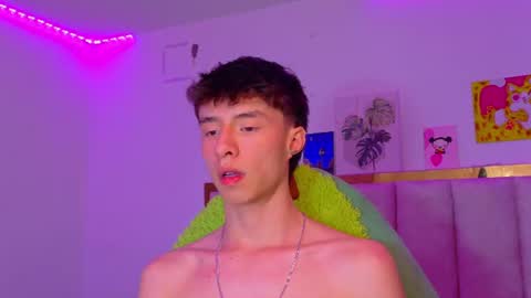 juanmres online show from August 4, 8:17 pm