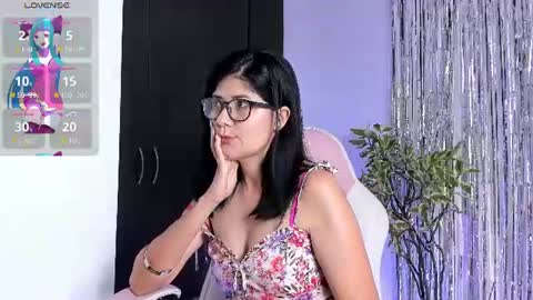 juannita_love online show from July 29, 3:30 pm
