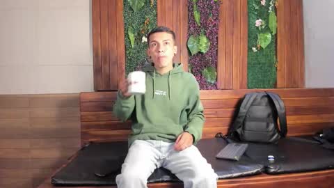 Juanse Colling online show from March 29, 12:57 pm