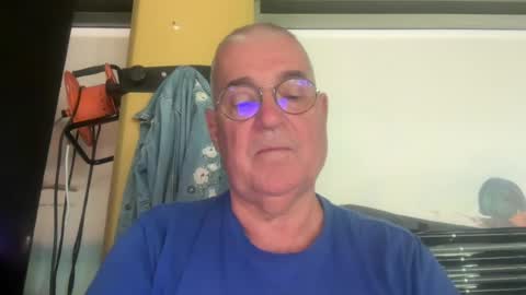 Juan online show from July 16, 6:09 pm