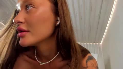 Yulia online show from July 28, 3:23 am