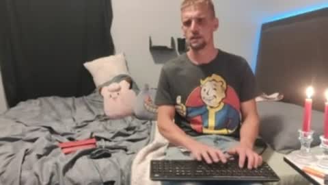 juice_o online show from September 10, 2:35 am