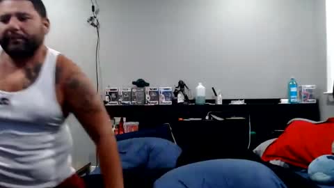 Juiceepawwg420 online show from July 11, 6:03 pm