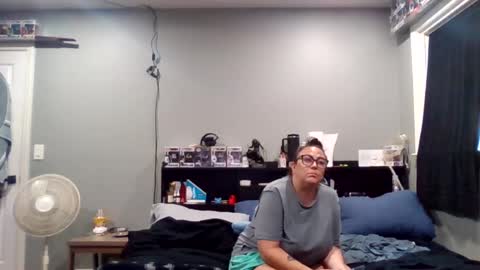 Juiceepawwg420 online show from August 11, 1:46 pm