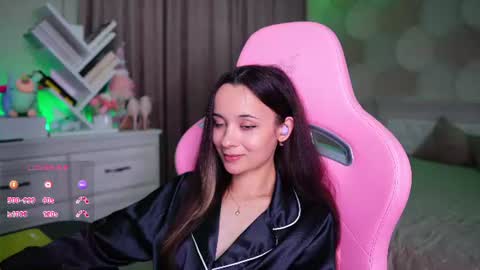 Angelina online show from August 13, 6:00 pm