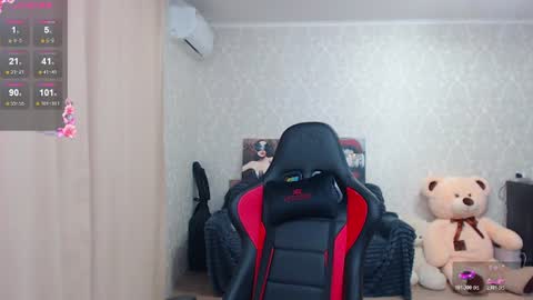 juicy_jesss online show from August 10, 10:11 pm