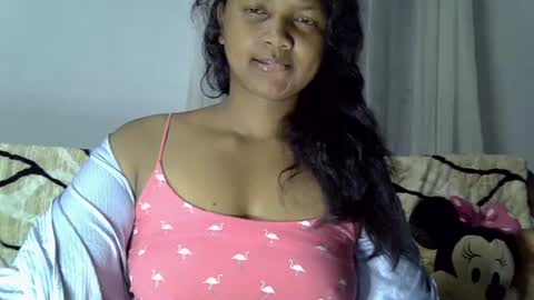 stellah online show from August 5, 3:04 am