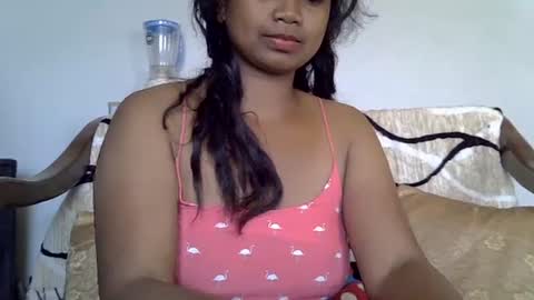 stellah online show from August 5, 11:41 am