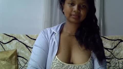 stellah online show from August 6, 5:50 am