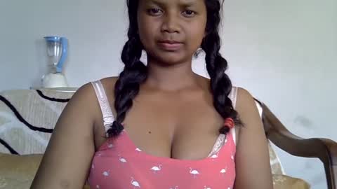 stellah online show from August 12, 11:12 am