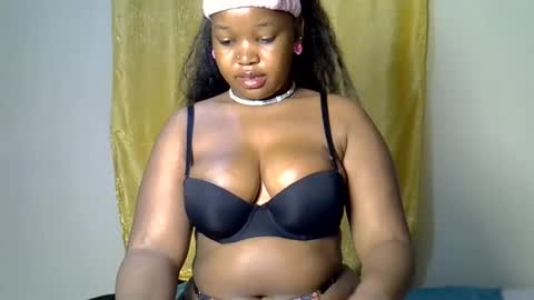 juicyassdall online show from August 6, 1:04 am