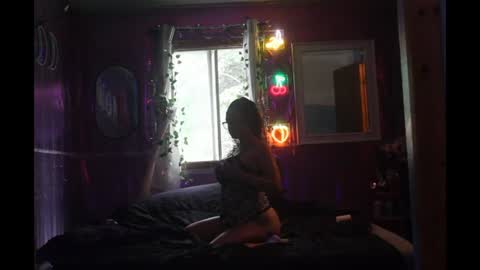 juicyjayxxx69 online show from July 28, 12:00 pm