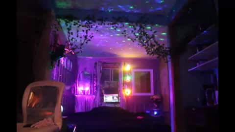 juicyjayxxx69 online show from August 12, 5:21 am