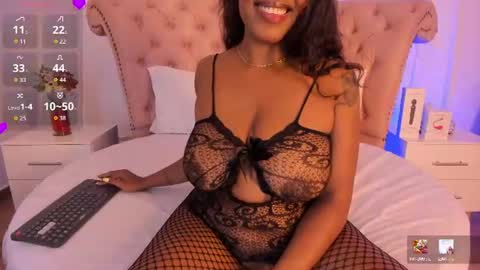 juicykendra online show from August 9, 4:52 pm