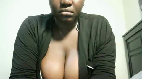 juicyslurrt online show from April 26, 5:09 pm