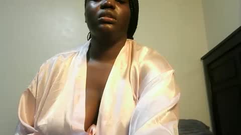 juicyslurrt online show from May 9, 8:22 pm
