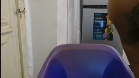 juicyxpink online show from August 5, 4:54 am