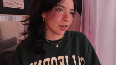 Jules online show from August 5, 1:03 am