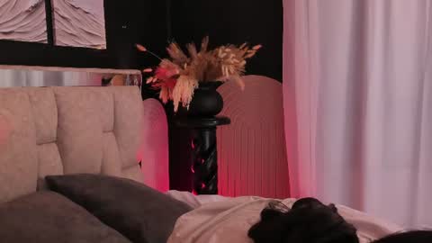 Jules online show from August 15, 2:48 am