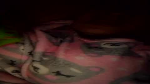 Yulie online show from August 18, 2:50 am