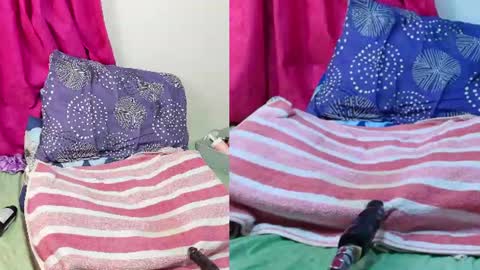 Juliana online show from August 10, 1:51 am