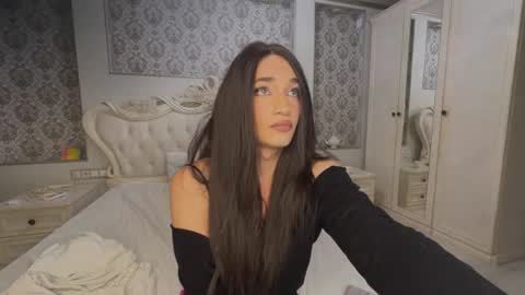 julian_win online show from June 13, 9:23 pm