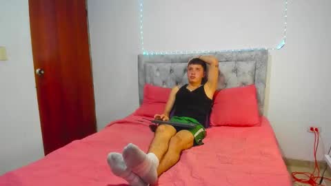 julian online show from February 26, 5:01 pm