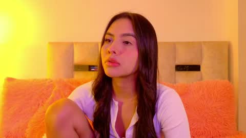 Juliana online show from July 12, 1:34 am