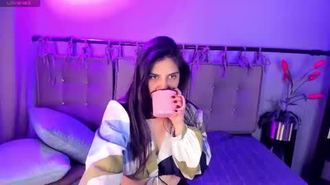 juliana online show from August 14, 4:43 pm