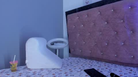 JulianaCarter online show from August 13, 12:02 am