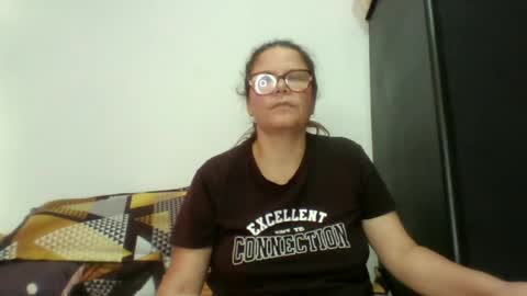 julianaputa online show from July 3, 6:21 pm
