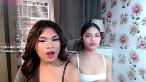 julianfoxs online show from August 9, 9:54 am