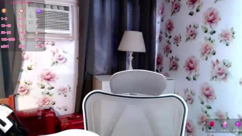 julianfoxs online show from August 12, 5:54 am