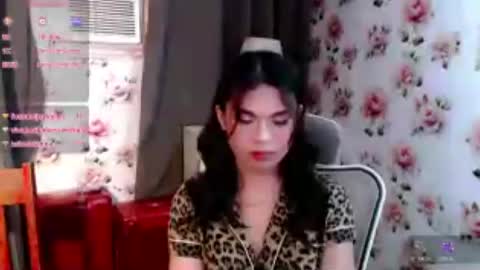 julianfoxs online show from August 12, 2:08 pm