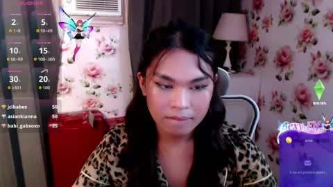 julianfoxs online show from August 14, 1:04 pm