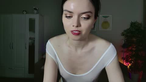 Julia online show from July 27, 5:29 pm