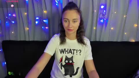 Julia online show from August 14, 4:21 pm