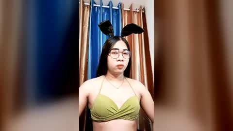 juliasterling online show from July 22, 2:36 am