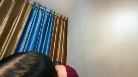 juliasterling online show from August 9, 8:37 am